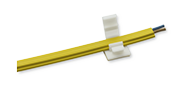 Cable clip for fixing the flat cable